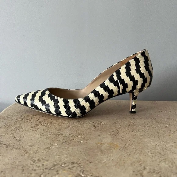 Via Spiga low kitten heel in black and white - Picture 9 of 14